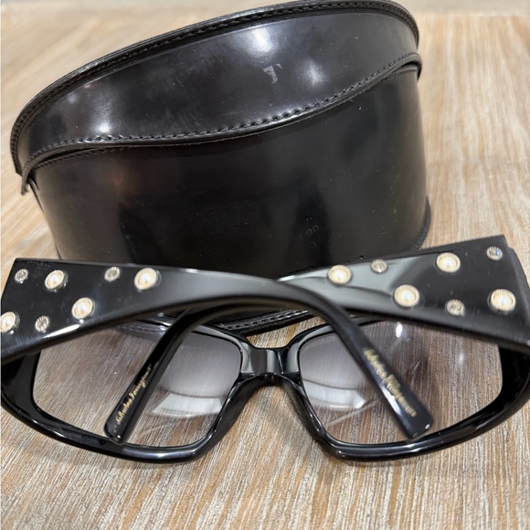 Ferragamo sunglasses black with rhinestones